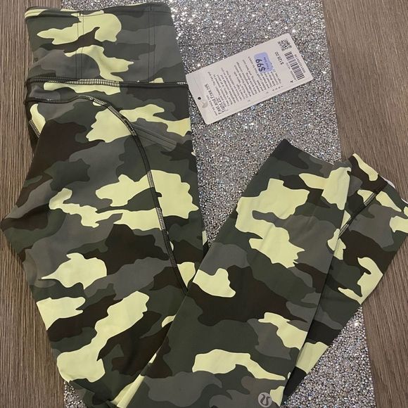 lululemon athletica Pants - NWT Lululemon Fast and Free Tights 25 size 4 new CAMO